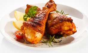 Image of cooked chicken drumsticks Chicken Drumsticks